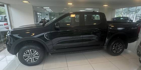 FORD RANGER 3.0 V6 TURBO DIESEL CD XLT 4X4 AUTOMÁTICO